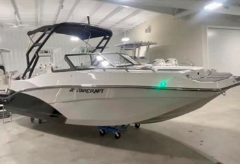 2025 Starcraft SVX 230 Boat